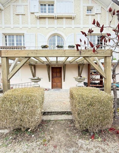 Structure terrasse, prolongement de balcon.